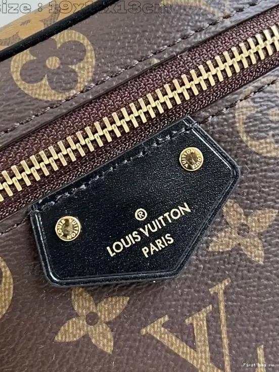 First bag ru VANITY PM VUITTON LOUIS 0604